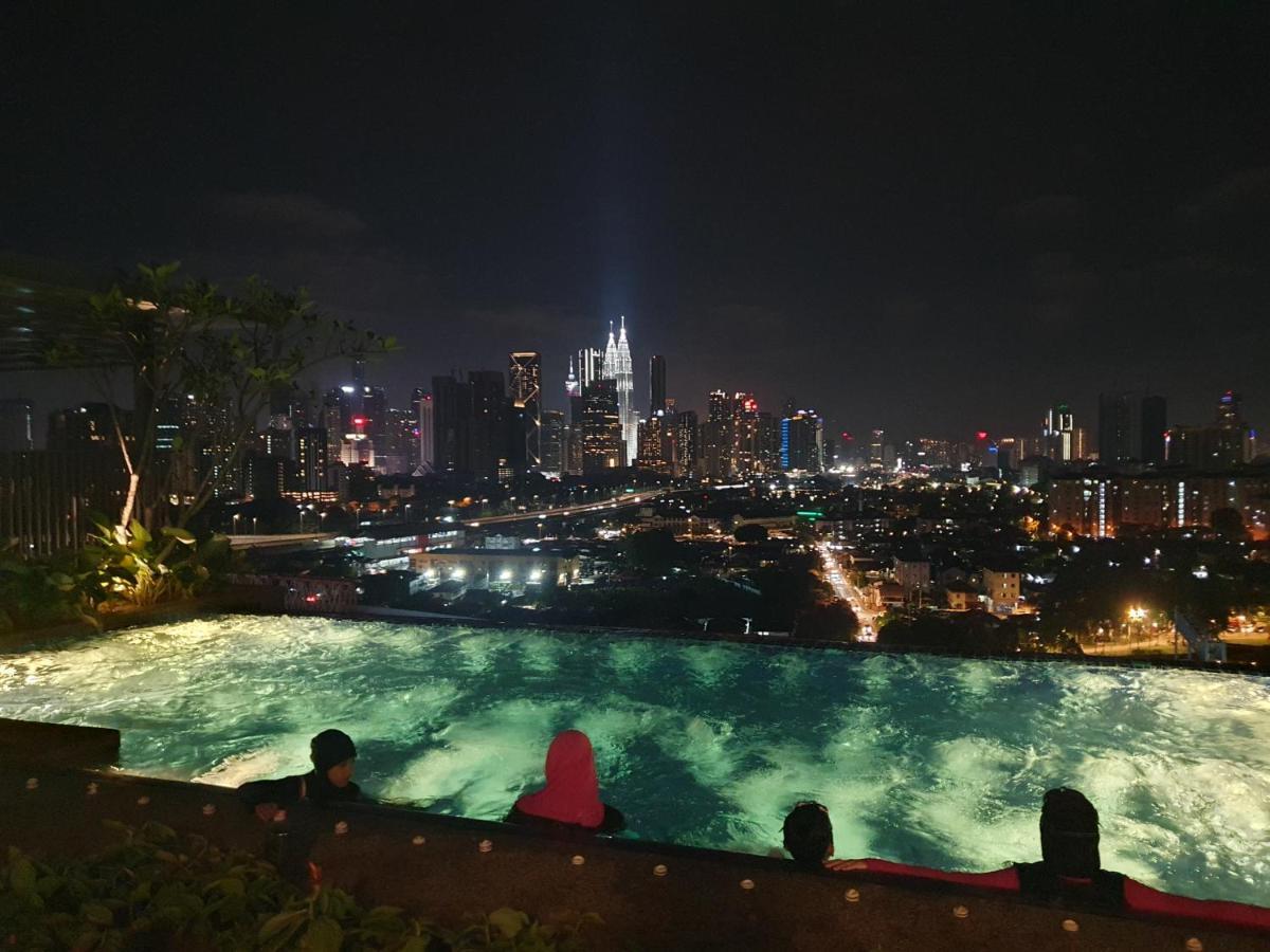 Studio Near Klcc And Lrt With Superb View Kuala Lumpur Exteriör bild